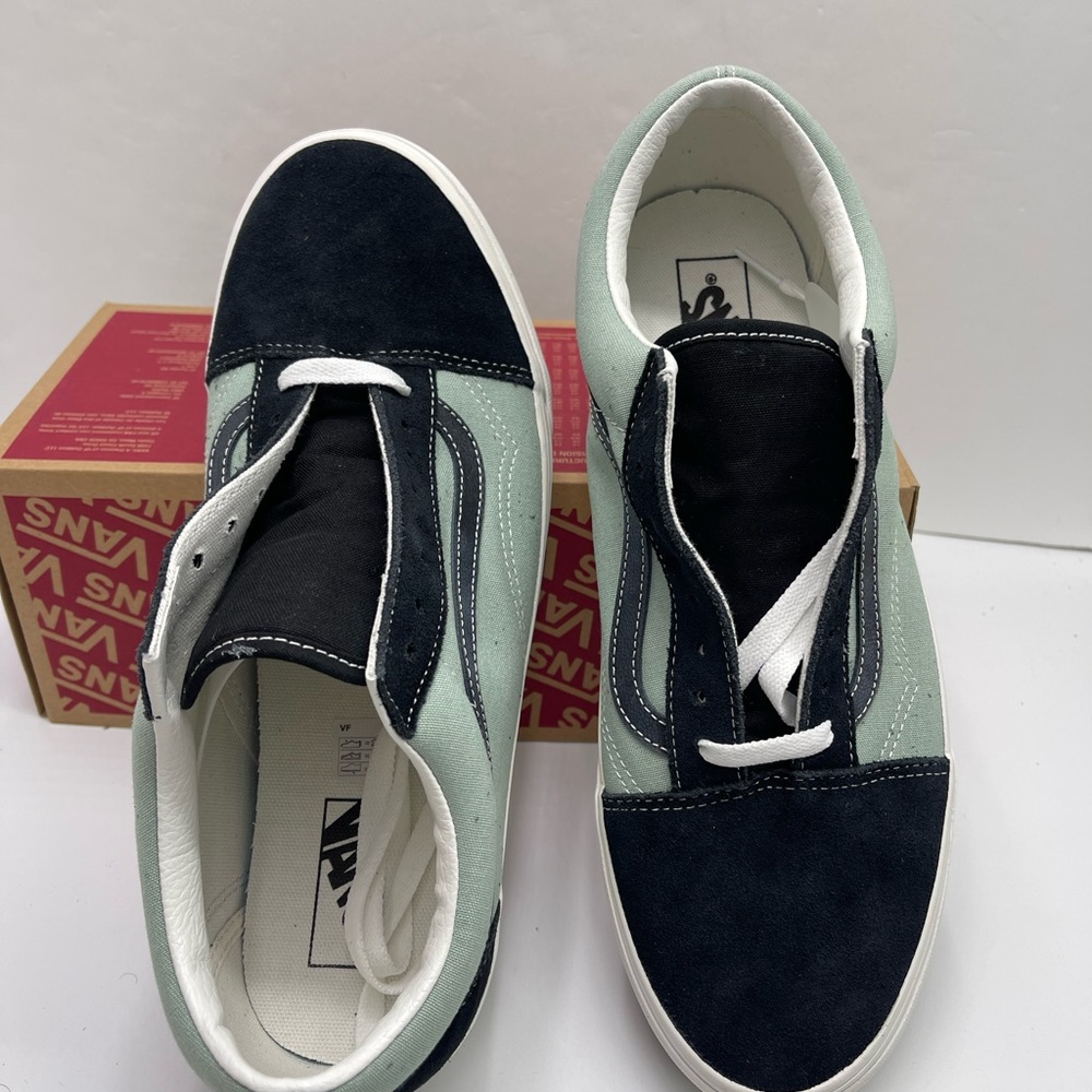 Vans Men’s Old Skool
Basics Gray Mist
VN000D7ZM8I Sneakers - Picture 14 of 16